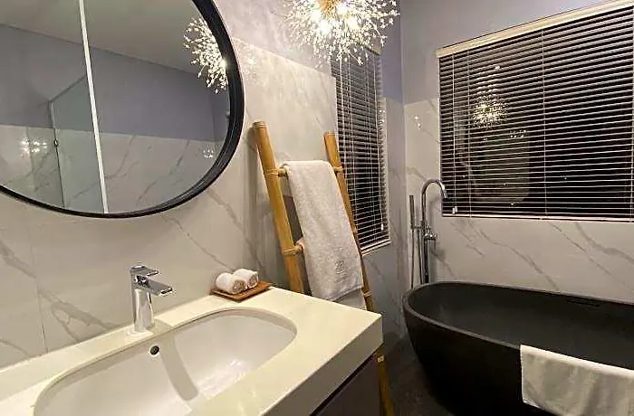 Asri Cinta Ubud 4* تيغالالانغْ